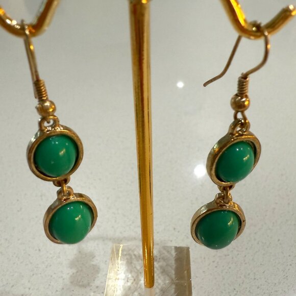 Jewelry - Vintage Green Lucite Dangle Earrings